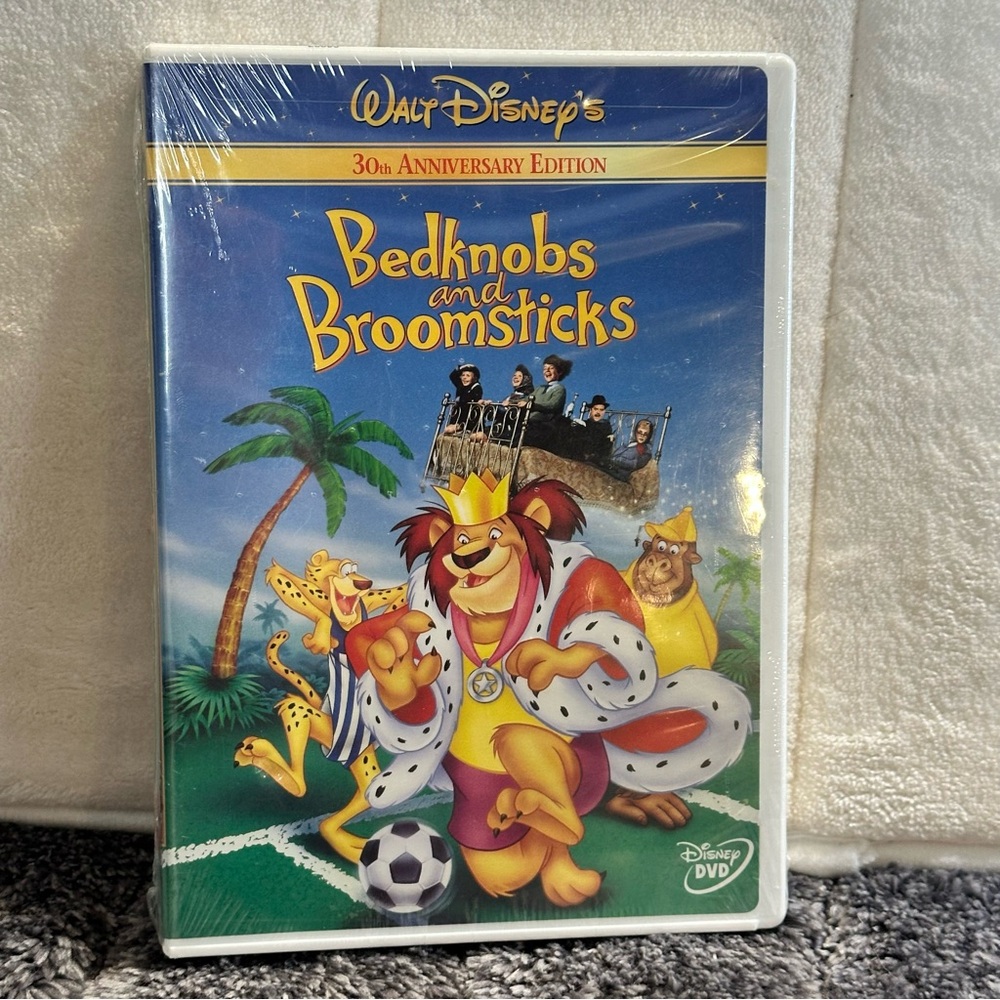 Sealed Bedknobs and Broomsticks 30th Anniversary DVD